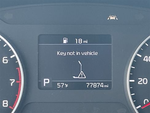 Used 2022 Kia Seltos EX image 30