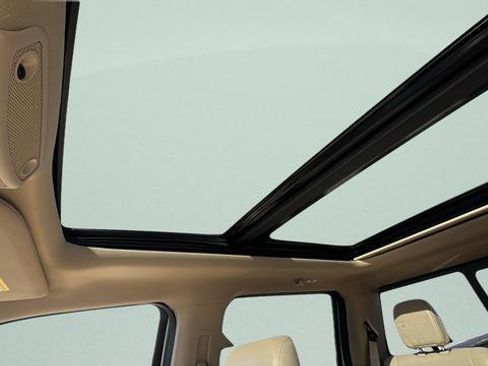 Used 2017 Ford F150 Lariat w/ Equipment Group 502A Luxury image 19