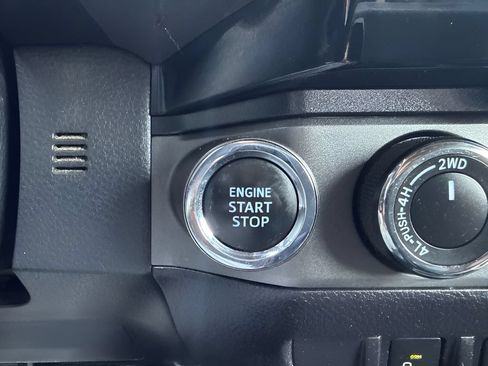Used 2017 Toyota Tacoma TRD Pro AWD/4WD image 18