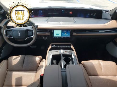 New 2025 Lincoln Navigator Black Label image 15