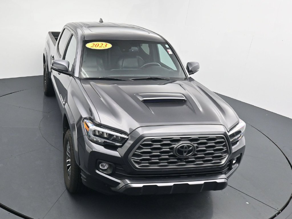 Used 2023 Toyota Tacoma TRD Sport w/ TRD Premium Sport Package AWD/4WD image 24