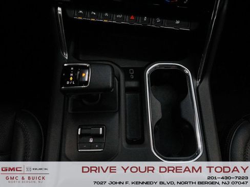 Used 2023 GMC Sierra 1500 Denali w/ Denali Reserve Package image 28