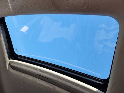 Used 2024 Honda CR-V EX image 15