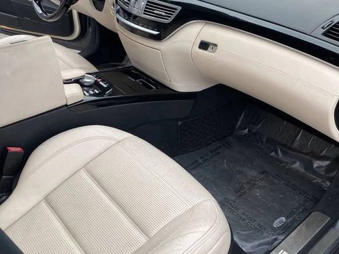 Used 2013 Mercedes-Benz S 63 AMG w/ AMG Performance Pkg image 15