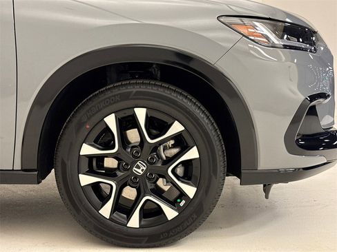 New 2026 Honda HR-V EX-L image 6
