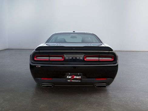 Used 2015 Dodge Challenger R/T image 15