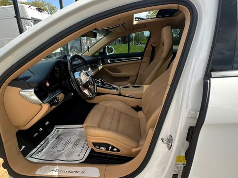 Used 2018 Porsche Panamera 4 AWD/4WD image 21