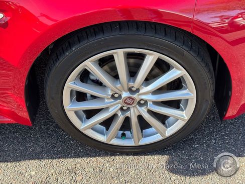 Used 2018 FIAT 124 Spider Lusso w/ Convenience Group image 10