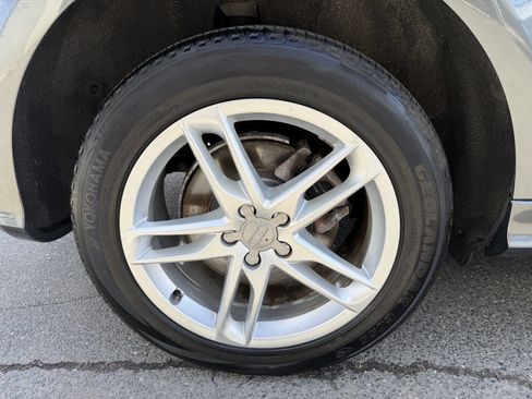 Used 2017 Audi Q5 3.0T Premium Plus w/ Technology Package image 14