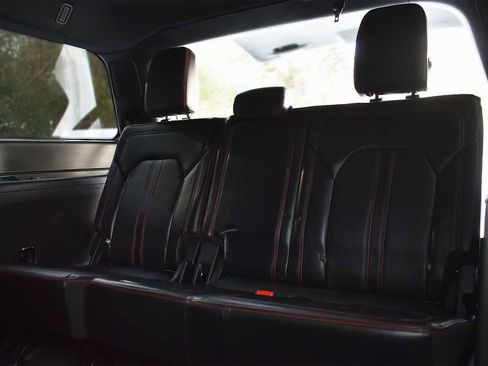 Used 2021 Ford Expedition Limited image 16