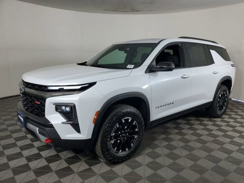 New 2026 Chevrolet Traverse Z71 image 8