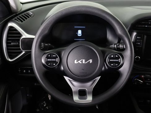 Used 2024 Kia Soul LX w/ Option Group 015 FWD image 36