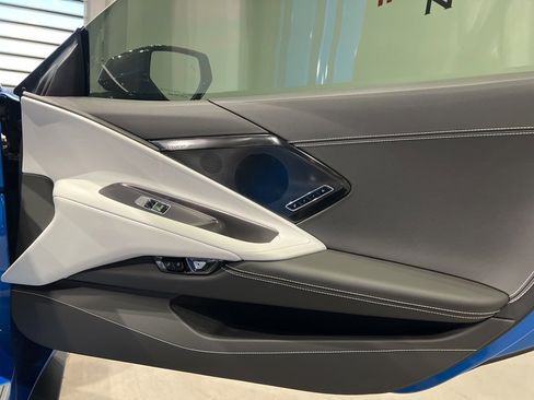 Used 2024 Chevrolet Corvette Stingray Preferred Cpe w/ Z51 Performance Package image 37