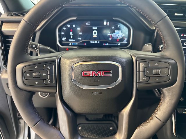 Used 2022 GMC Sierra 1500 AT4 w/ AT4 Premium Package AWD/4WD image 10