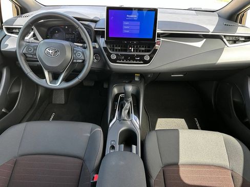 Used 2026 Toyota Corolla SE w/ SE Premium Package FWD image 11