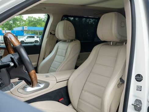 Used 2020 Mercedes-Benz GLS 450 4MATIC image 19
