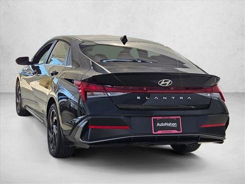 New 2026 Hyundai Elantra SEL Sport Premium FWD image 8