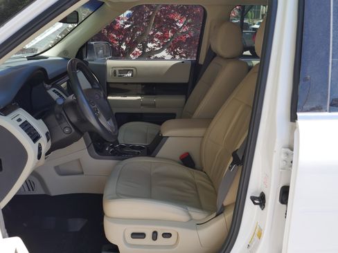 Used 2019 Ford Flex SEL w/ Equipment Group 202A AWD/4WD image 3