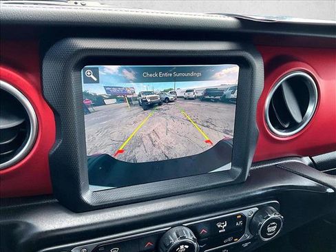 Used 2020 Jeep Gladiator Rubicon AWD/4WD image 22