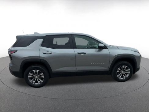 Used 2025 Chevrolet Equinox LT image 16