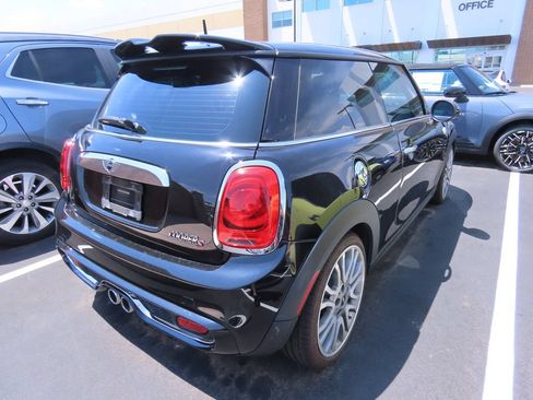 Used 2015 MINI Cooper S FWD image 3