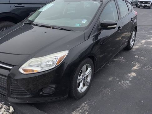 Used 2014 Ford Focus SE image 1