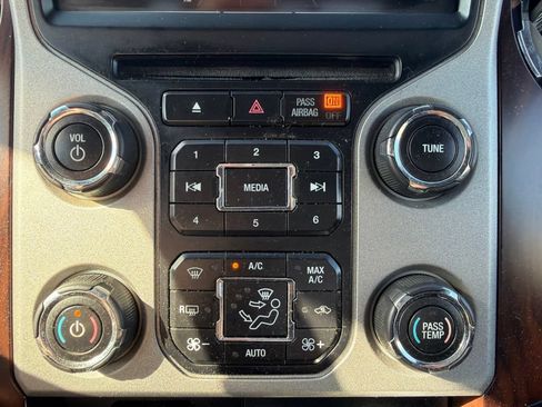 Used 2016 Ford F350 Lariat w/ Chrome Package AWD/4WD image 42
