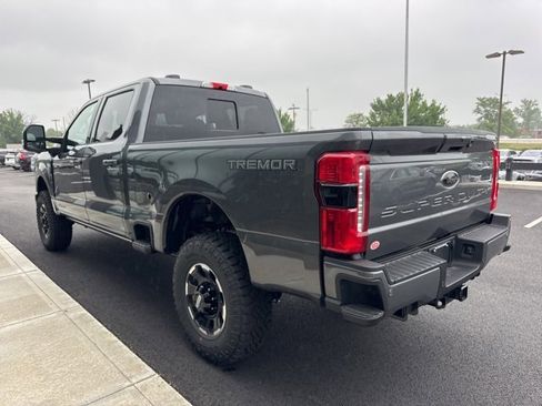 New 2025 Ford F350 Lariat w/ Lariat Ultimate Package image 5