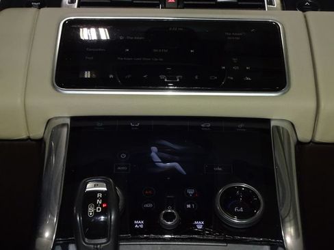 Used 2018 Land Rover Range Rover Sport SE AWD/4WD image 29