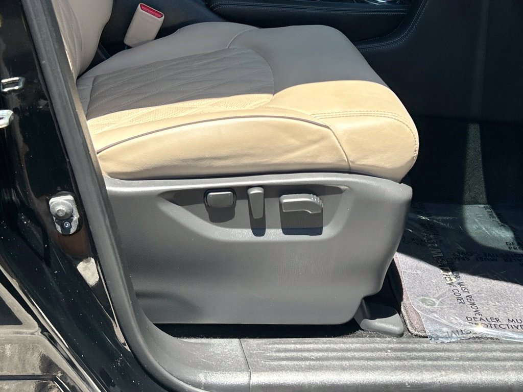 Certified 2024 Nissan Armada Platinum w/ Cargo Package AWD/4WD image 43