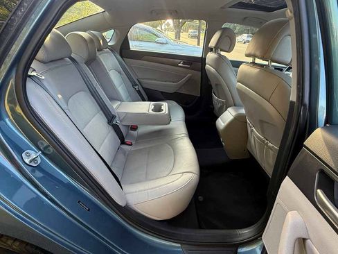 Used 2016 Hyundai Sonata Sport w/ Option Group 1V FWD image 12