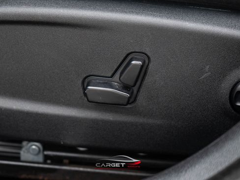 Used 2019 Dodge Charger Scat Pack w/ Technology Group image 37