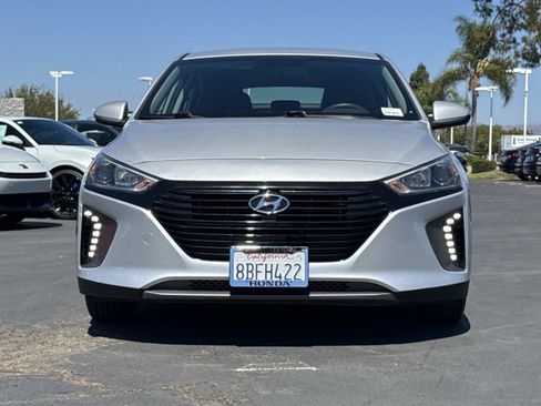 Used 2017 Hyundai Ioniq SEL FWD image 8