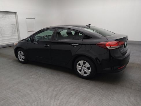 Used 2017 Kia Forte LX FWD image 3