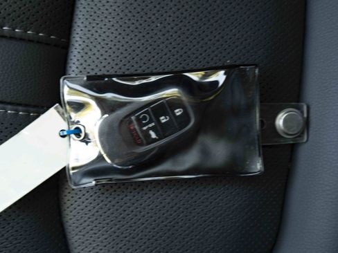 Used 2026 Honda Pilot Elite image 48