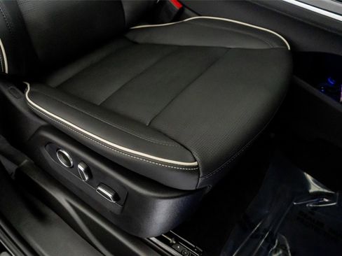 Used 2026 Cadillac Escalade Sport image 34