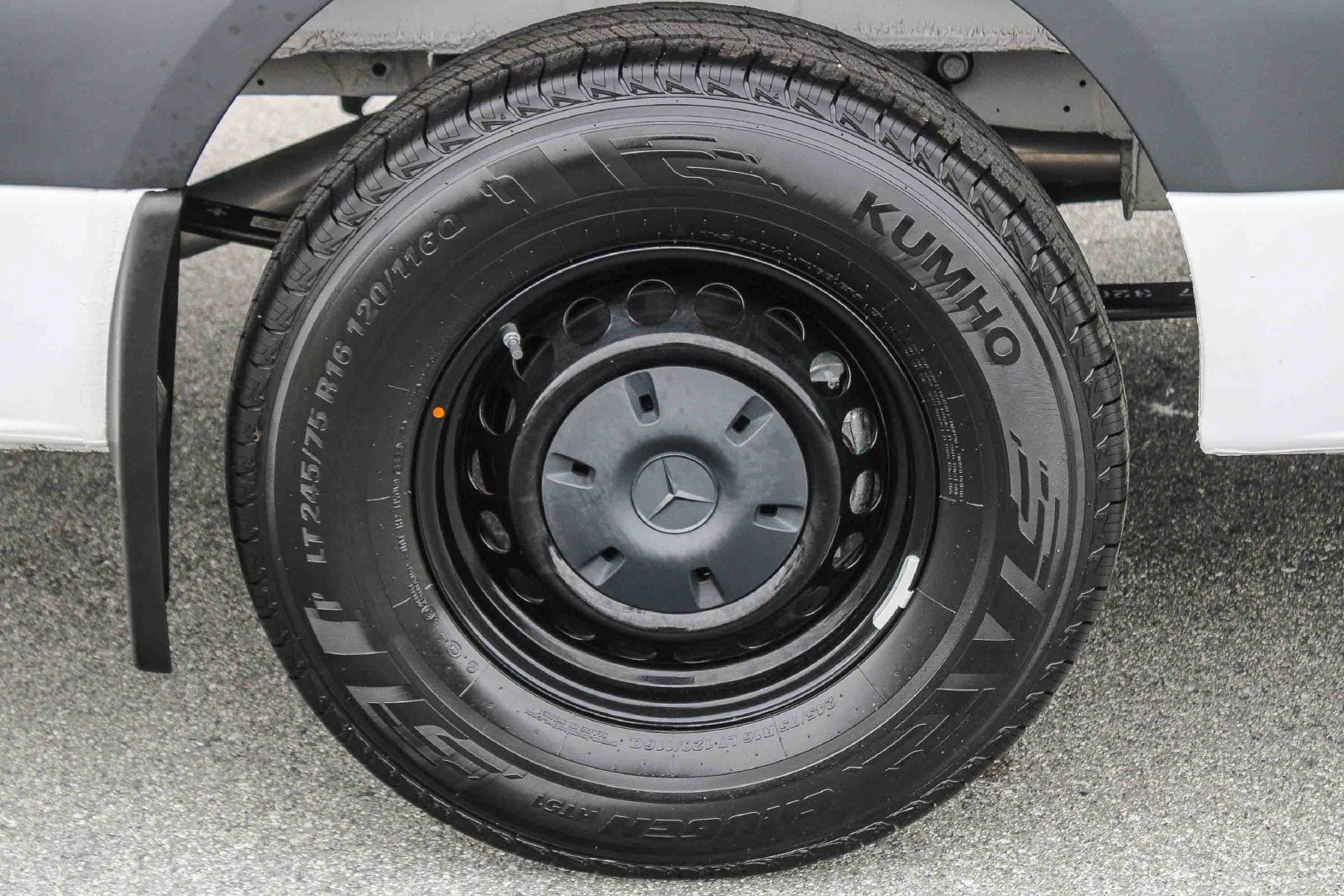 New 2025 Mercedes-Benz Sprinter 2500 image 10