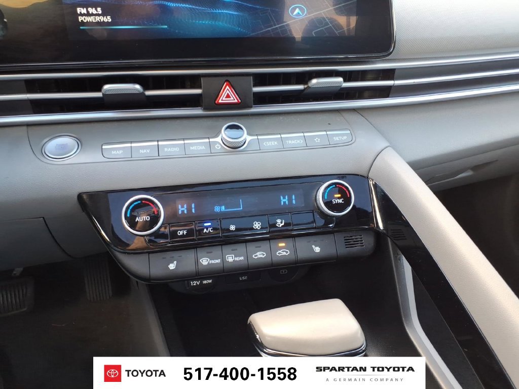 Used 2025 Hyundai Elantra SEL FWD image 22