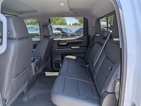 Certified 2025 Chevrolet Silverado 1500 LT Trail Boss w/ Convenience Package II AWD/4WD image 31
