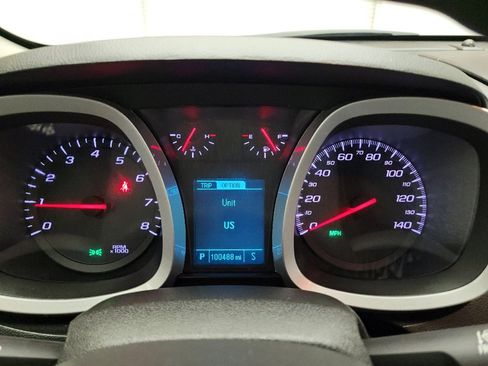Used 2015 Chevrolet Equinox LS FWD image 23