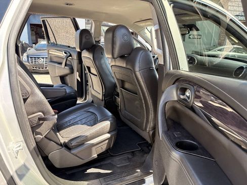 Used 2017 Buick Enclave Leather FWD image 25