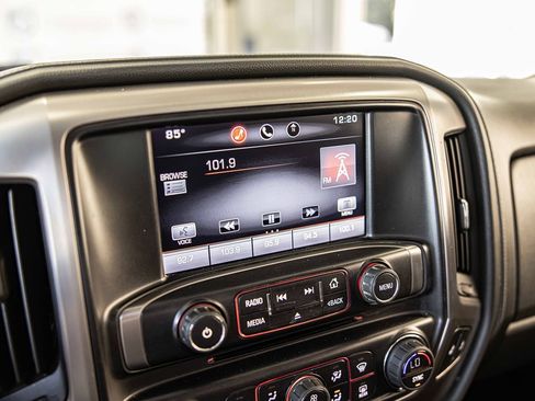 Used 2015 GMC Sierra 1500 SLE image 27