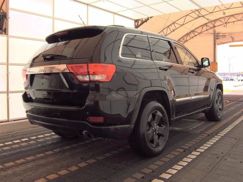Used 2012 Jeep Grand Cherokee Laredo AWD/4WD image 5