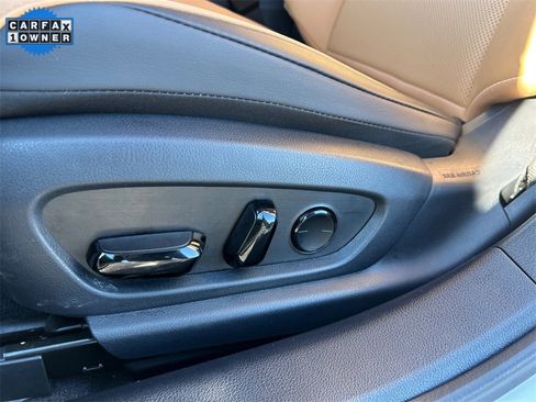 Used 2025 Lexus ES 350 w/ Premium Package image 16