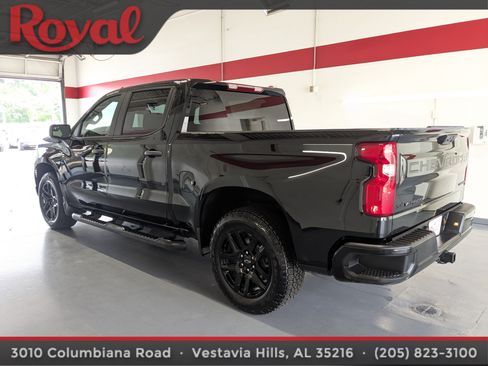 Used 2026 Chevrolet Silverado 1500 Custom w/ Turbomax Blackout Package RWD image 2