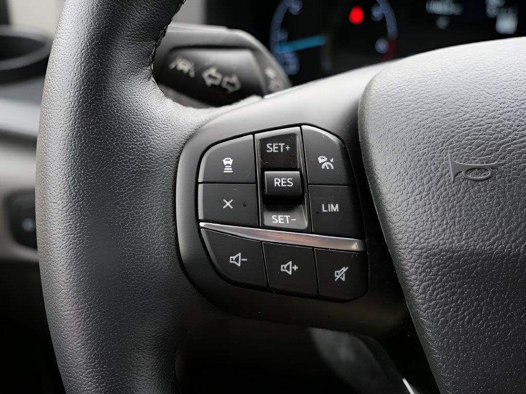 Used 2025 Ford Transit 350 XLT AWD/4WD image 19