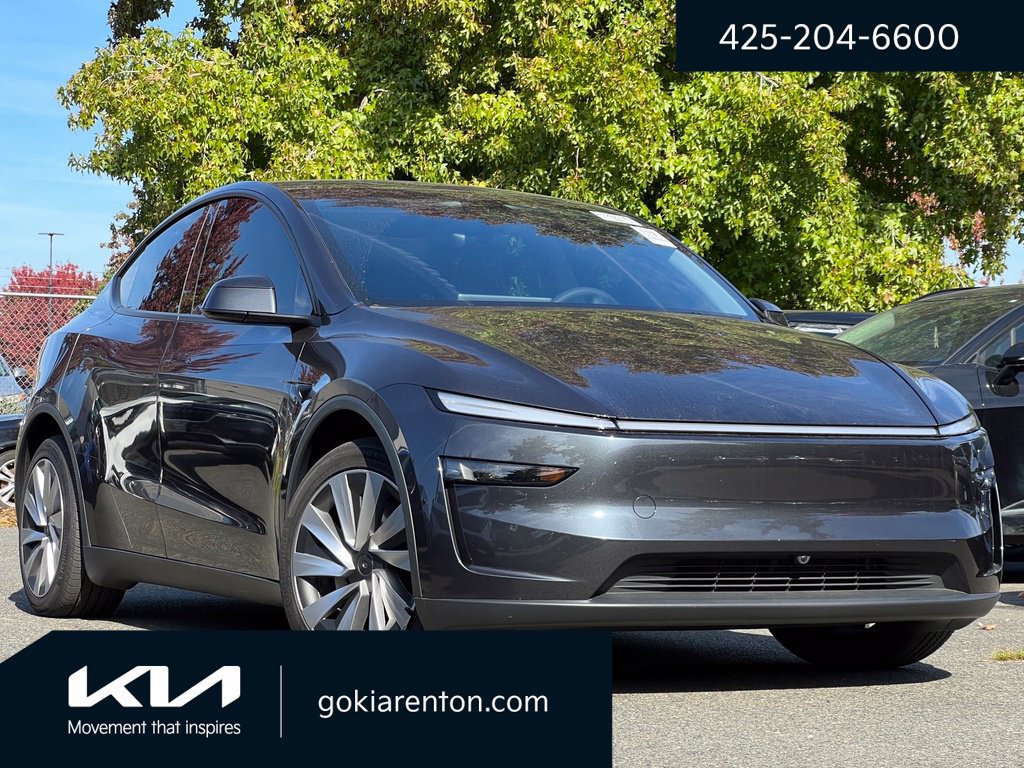 Used 2026 Tesla Model Y Long Range AWD/4WD image 1