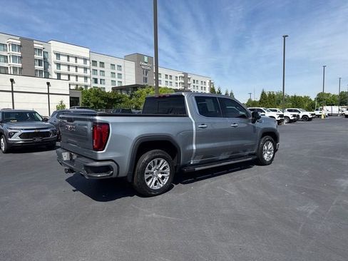 Used 2023 GMC Sierra 1500 Denali AWD/4WD image 3