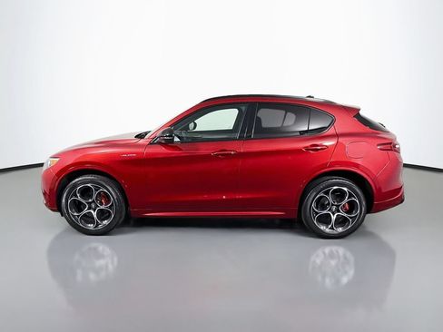 Used 2023 Alfa Romeo Stelvio Veloce AWD/4WD image 4