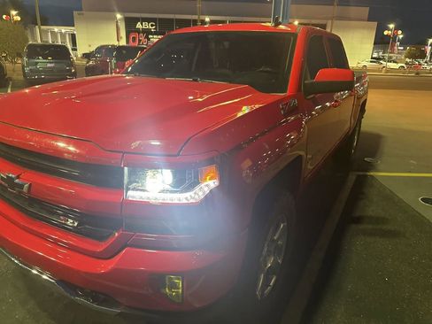 Used 2018 Chevrolet Silverado 1500 LT w/ All Star Edition image 7